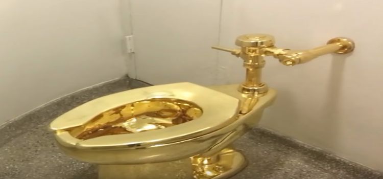 goldtoilet.jpg
